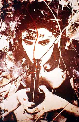 Donna con la pistola - pittura e collage
